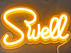 LEDネオンサイン看板製作事例　アクリル板 カットタイプ Swell 黄色