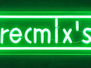 LEDネオン看板（ネオンサイン）アクリル板通常タイプ製作事例 remix's グリーン 黄緑